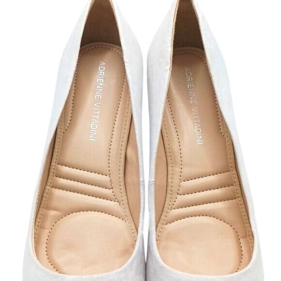 NEW Adrienne Vittadini Nena White/Black/Silver Studded Colorblock 3.5" Heels 8 - Picture 5 of 10